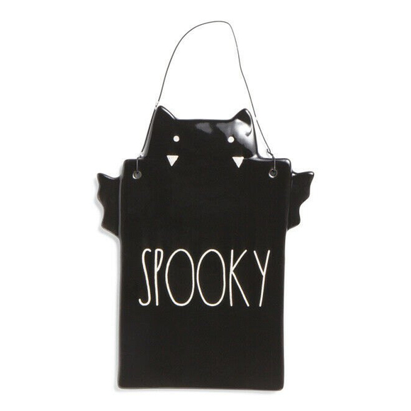 RAE DUNN Halloween Spooky Bat Wall Plaque Fall Glazed Ceramic Black 5.5 X 9 NEW - Picture 1 of 2